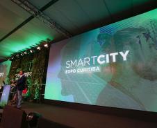 Governo do Paraná leva palestrantes e expõe serviços na Smart City Expo Curitiba 2023