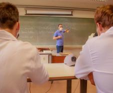 UEPG divulga Processo Seletivo Simplificado para contratar 64 professores colaboradores
