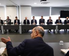 Ratinho Junior se reúne com ministro da Saúde de Portugal para debater tecnologias na área