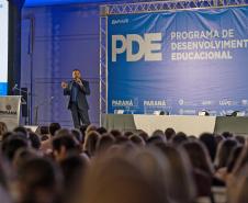 Após seis anos, aula em Foz do Iguaçu marca início do PDE para 2 mil professores da rede estadual