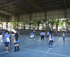 UENP oferta prática esportiva gratuita a mais de 500 crianças e adolescentes de Jacarezinho
