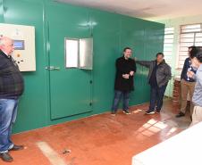 UENP instala equipamento de cultivo controlado de plantas para auxiliar em pesquisas