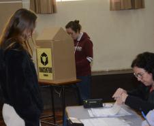 Consulta pública: Unicentro elege representantes para os próximos quatro anos