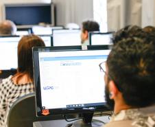 Unicentro e Unespar ofertam 564 bolsas para estudantes de graduação