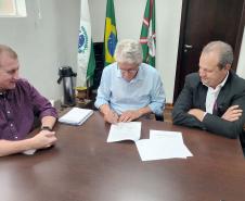 Ceasa e Agência Araucária se unem para pesquisas em segurança alimentar