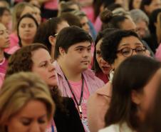 Paraná Rosa encerra com lançamento de edital para pesquisa voltado a mulheres com câncer de mama