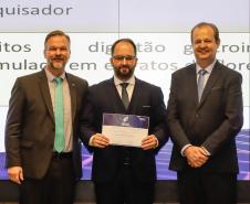 Estado entrega prêmio que reconhece e estimula a produção científica do Paraná