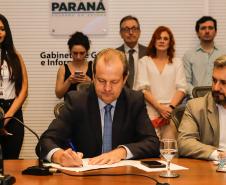 Estado entrega prêmio que reconhece e estimula a produção científica do Paraná