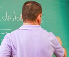 UEM anuncia PSS para contratação de 16 professores temporários de Medicina