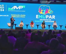 Estado apresenta políticas bem-sucedidas em todas as áreas no maior evento de prefeitos do Sul