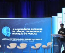 Comunidade científica debate diretrizes para a Ciência, Tecnologia e Inovação do Paraná