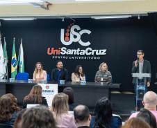 Professores que participaram do Ganhando o Mundo debatem experiência internacional