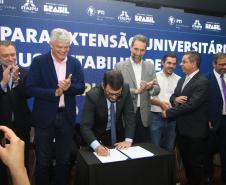 Universidades estaduais e Itaipu assinam parceria para ações de extensão em sustentabilidade