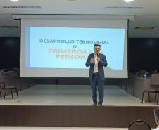 Encontro em Cascavel abre série de fóruns de planejamento e desenvolvimento territorial