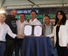 Governador confirma proposta e incorporação do Uniuv pela Unespar avança