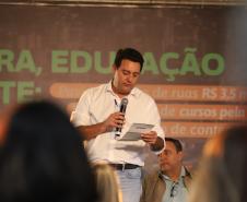 Governador confirma proposta e incorporação do Uniuv pela Unespar avança