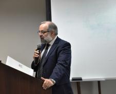 Servidores participam de palestra que integra a campanha Junho Paraná sem Drogas