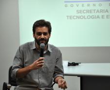 Servidores participam de palestra que integra a campanha Junho Paraná sem Drogas