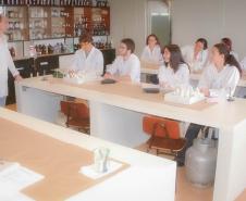 Com 21 anos, curso de Química Tecnológica da UEPG tem alta empregabilidade