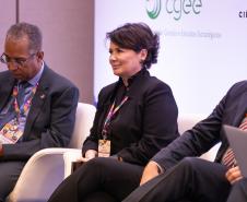 Paraná discute diretrizes para a ciência, tecnologia e inovação em conferência em Brasília