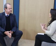 Secretário detalha avanço da ciência e tecnologia em entrevista à TV Paraná Turismo
