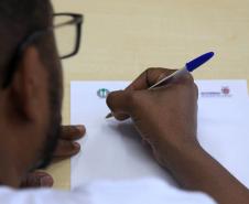 UEL reserva vaga para negros e PCDs em concursos públicos para professores