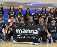 Estudantes de escola estadual de Curitiba vencem competição de robótica em Cuiabá