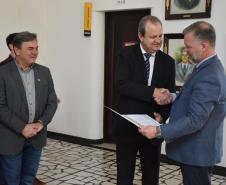 Representantes do Estado recebem homenagem por atuação no fomento científico