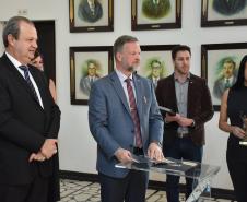 Representantes do Estado recebem homenagem por atuação no fomento científico