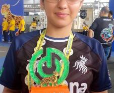 Estudantes de escola estadual de Curitiba vencem competição de robótica em Cuiabá