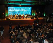 O governador Carlos Massa Ratinho Junior participa nesta quarta-feira (18) do seminário sobre os Indicadores e Políticas Públicas Baseadas em Evidências, no auditorio do Museu Oscar Niemeyer