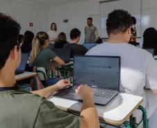 Alunos do Talento Tech fazem primeira prova presencial nos 50 municípios do projeto