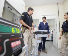 Tecpar desenvolve teste de segurança de coldre para licitação da PRF