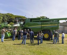 Máquinas agrícolas permitem aos alunos da UEM imersão em inovação tecnológica
