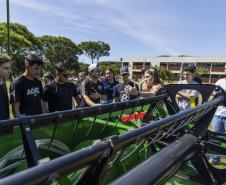 Máquinas agrícolas permitem aos alunos da UEM imersão em inovação tecnológica