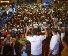 Ganhando o Mundo: 1,3 mil alunos passam pela preparação final antes do intercâmbio