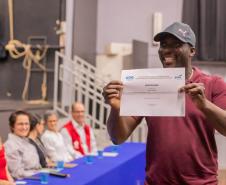 UEPG forma mais uma turma de imigrantes no curso de Língua Portuguesa