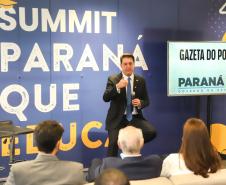 Ratinho Junior destaca conquistas da educação em evento da Gazeta do Povo