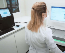 Com apoio do Estado, pesquisa do DNA dos paranaenses já coletou 3 mil amostras