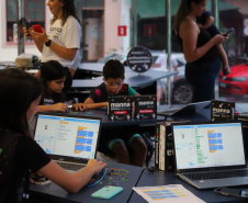 Em Morretes, Carreta da Inovação terá teste de visão feito por robô e oficinas de IA
