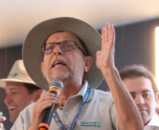 Governador assina protocolos para uso de biogás e biometano no transporte rodoviário
