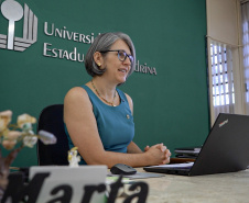 Mulheres são maioria com curso superior no Paraná e representam 58% dos graduados