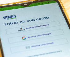 Governo lança plataforma digital Enem Paraná para incentivar ingresso no ensino superior