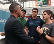 TI na prática: alunos do Talento Tech fazem visita imersiva na Smart City Expo Curitiba