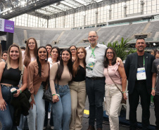 TI na prática: alunos do Talento Tech fazem visita imersiva na Smart City Expo Curitiba