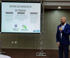 Universidades estaduais do Paraná recebem comitiva do Japão em busca de inovações