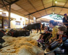 Governo do Paraná apresenta inovação e tecnologia aplicada ao agro na ExpoLondrina 2025