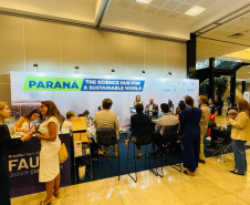 Paraná fortalece internacionalização universitária em evento global de educação