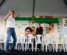 Sonho realizado: governador entrega residencial com 528 apartamentos em Guarapuava