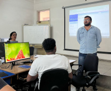 Após curso na Índia, paranaenses organizam grupo de pesquisa sobre computação quântica